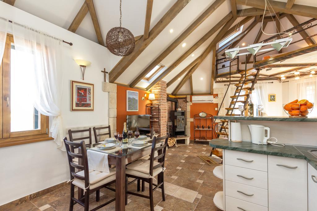 Romansa Apartman *